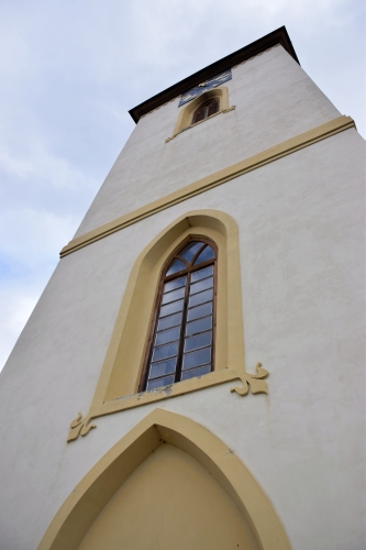 H6 - Kostelní věž s hodinami